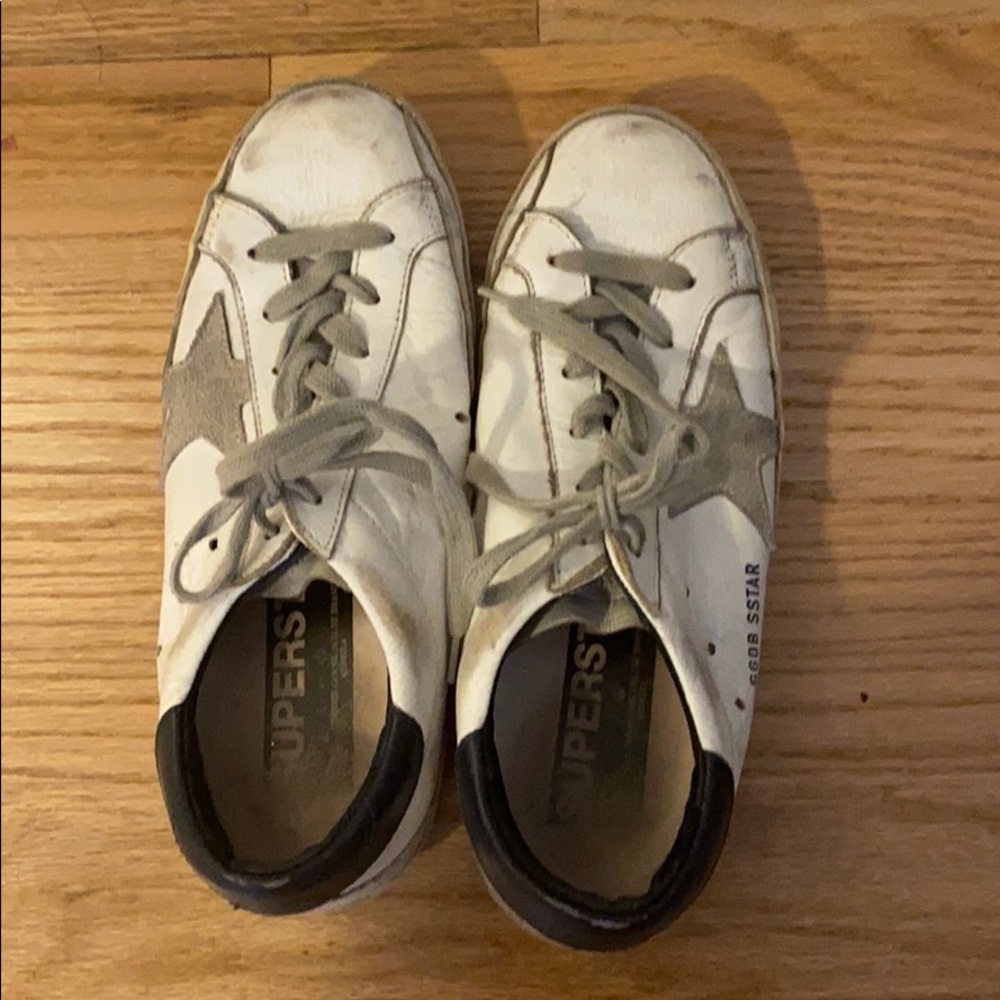 Golden Goose Superstar Distressed Low tops